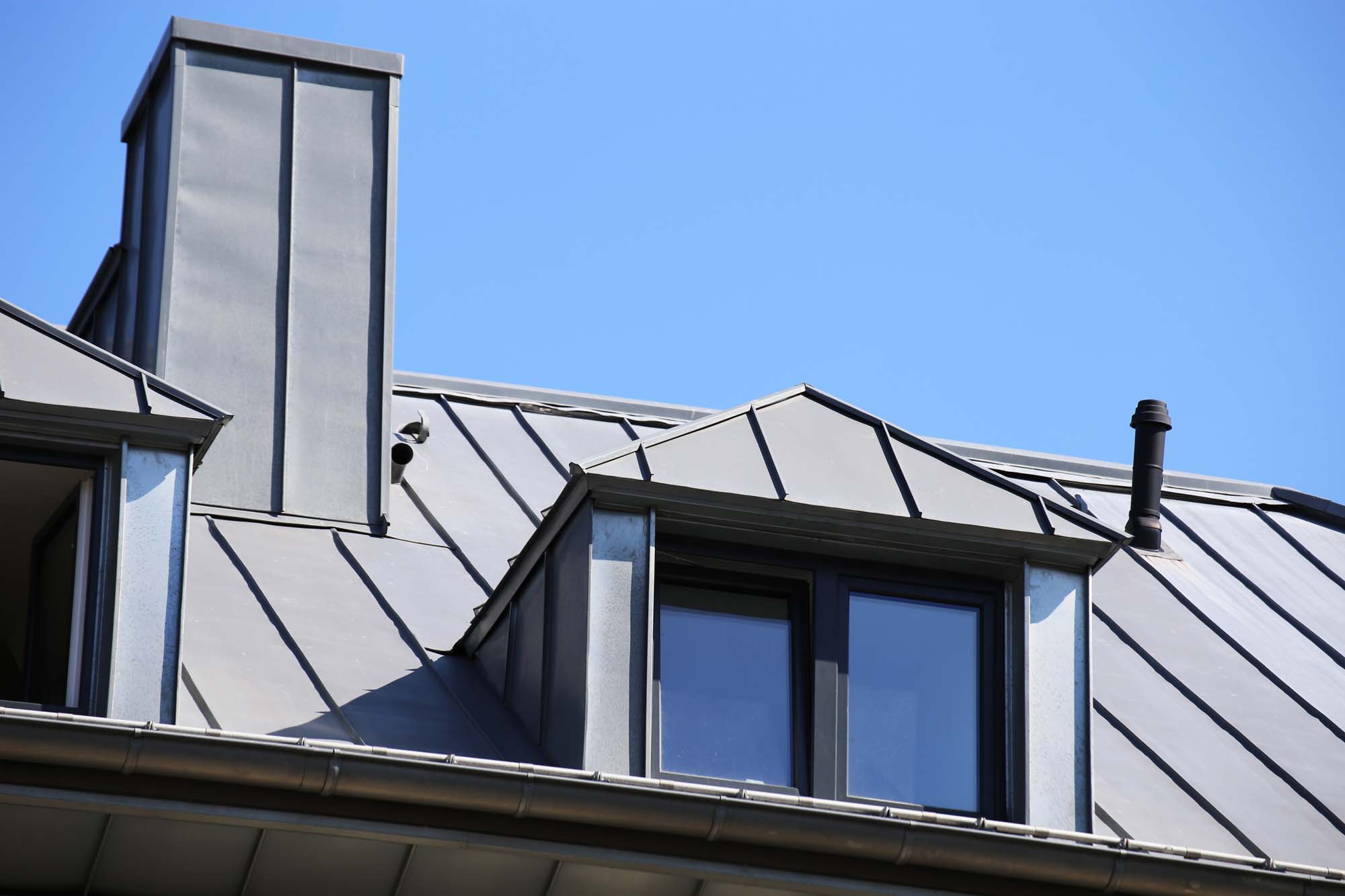 A metal roof on a new home